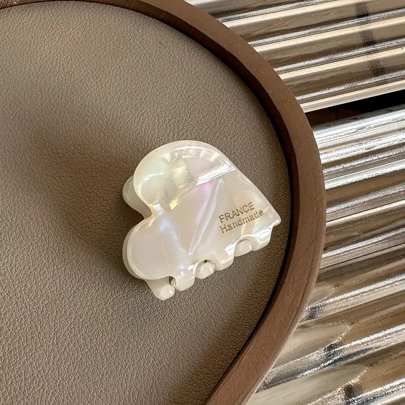 3.5cm Small Hairclaw Acetate Hair Crabs for Girls Cute Heart Shaped Hairclips Women Hair Accessories Hair Pins and Clips
