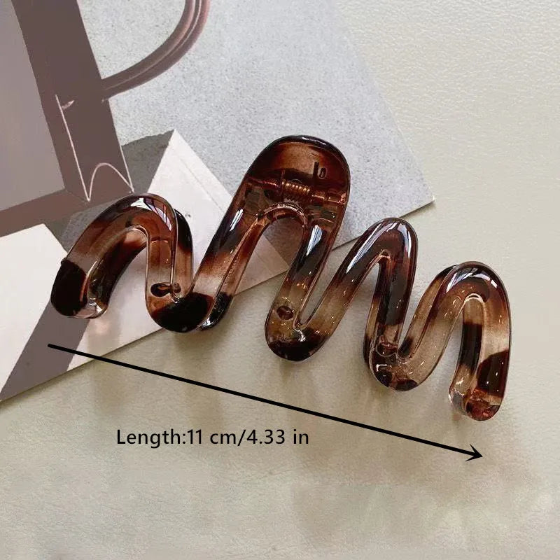Women's Wavy High Glossy Amber Brown 11cm/4.33in Large Lightweight Plastic Hair Clip Elegant Minimalistic Hair Accessories