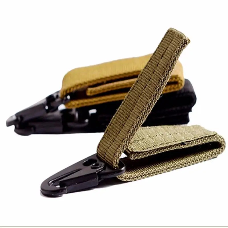 2/5 PCS.Tactical Hanging Buckle Molle Nylon Webbing Carabiner Belt Triangle Keychain for Outdoor Climbing Camping Tool Accessory