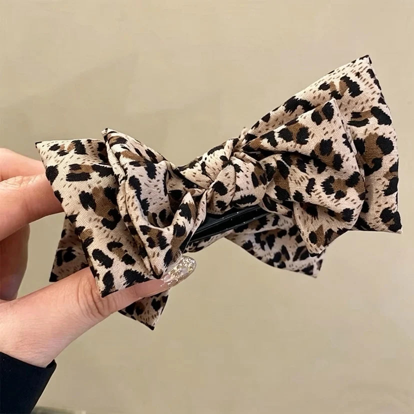 Leopard Print Bow Bun Hair Clip Women's Retro High Ponytail Hairpin, Back of Head Hair Bun Shark Clip