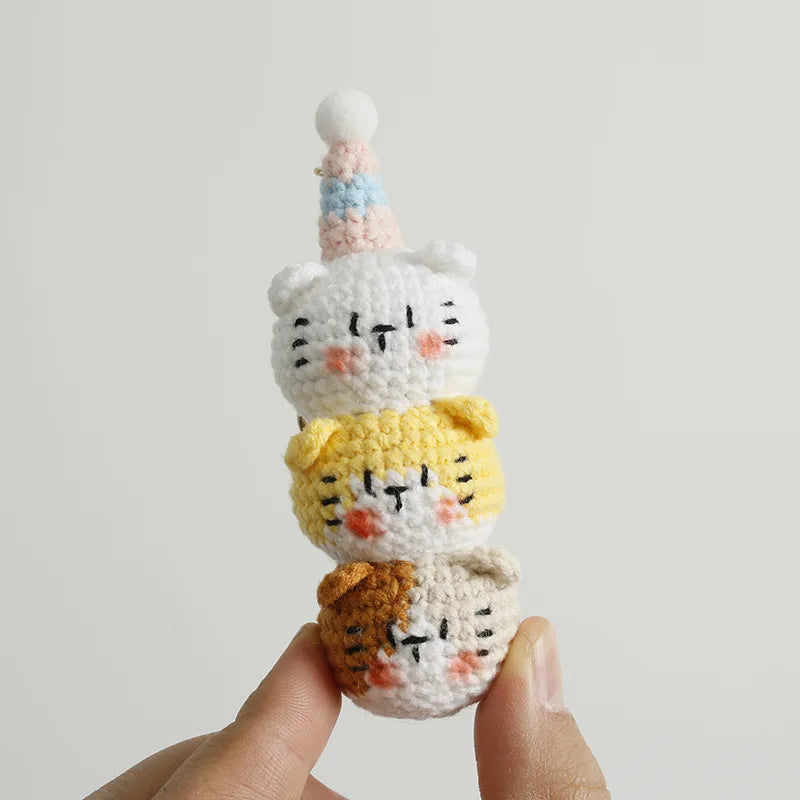 Exquisite Kitten Doll Crochet Keychain For Bag Pendant Knitted Small Cat Doll Keyrings Cute Kitten Keychain Custom Accessories