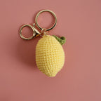 Cute Fruit Series Crochet Keychain Handmaking Knitted Strawberry Keyrings Cute Cherry Keyrings For Bag Pendant Custom Accessory
