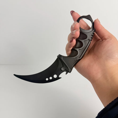 18.8cm Night Talon Knife Metal Model with Sheath Outdoor Training Alloy Karambit Safety Cosplay Prop Black Claw Knives Toys Boys