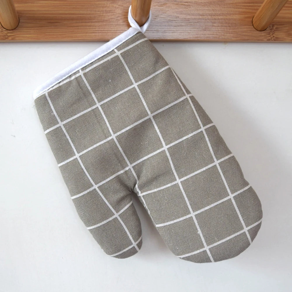 1pcs Kitchen Baking Gloves Microwave Oven Gloves High Temperature Resistant And Insulated Gloves Oven Gloves Heat-Resistant Glo