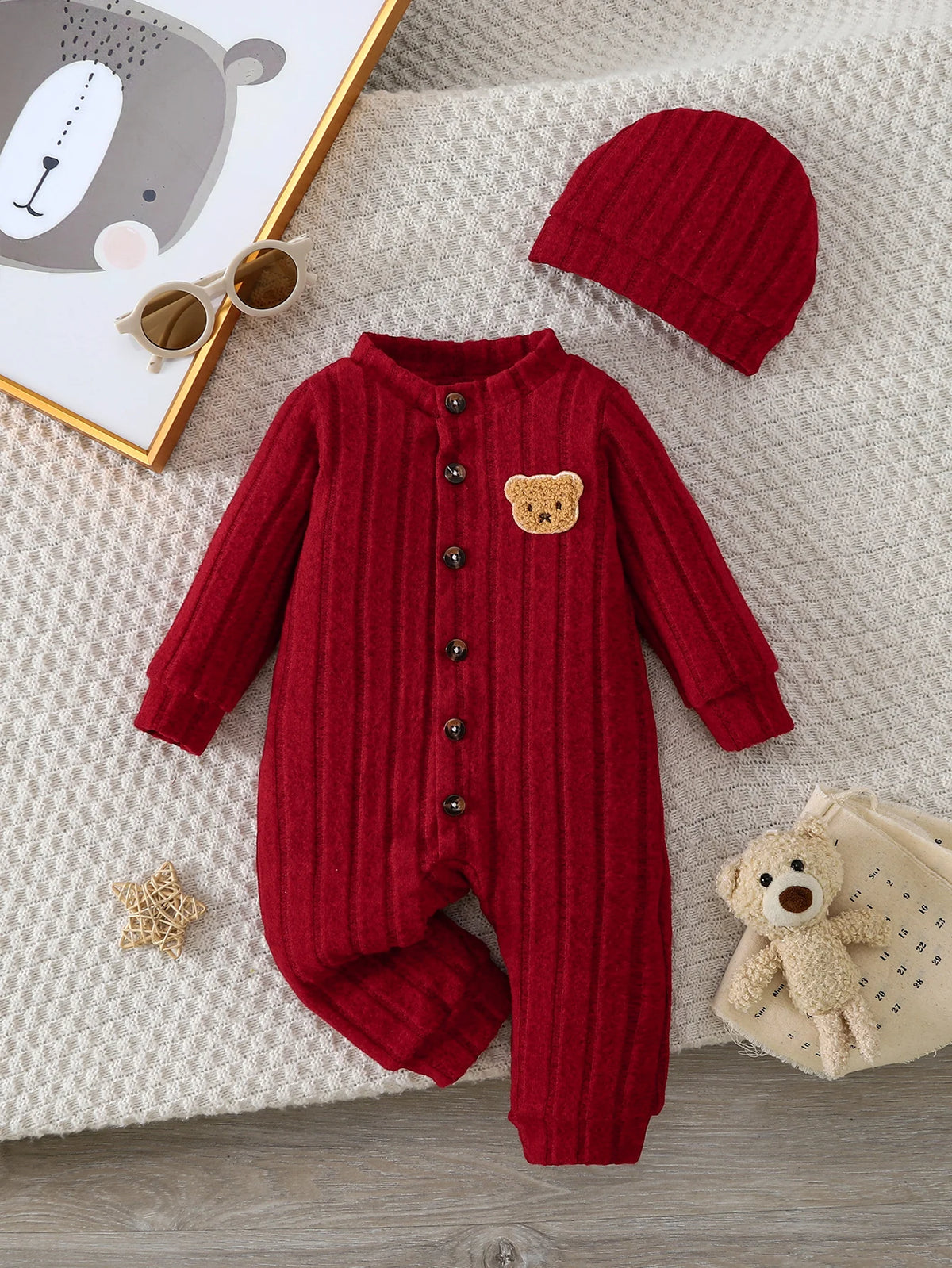 【Baby Boy】Autumn & Winter Red Onesie with Front Single-Breasted Buttons and Cute Bear Badge on Chest + Red Hat SetFeaturing a wa