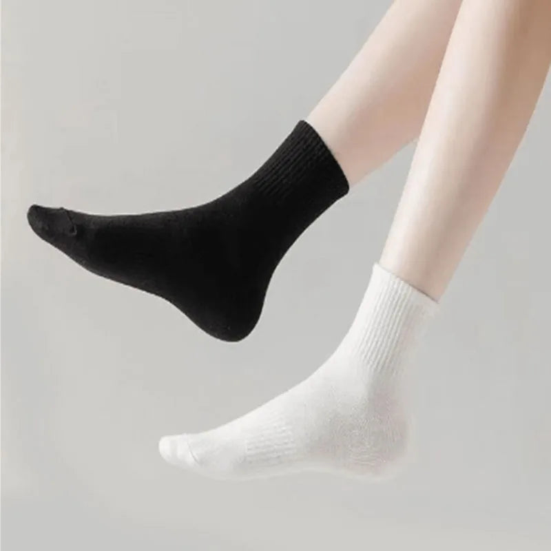 10/20/30 Pairs Neutral Solid Color Mid Calf Round Neck Socks Spring Autumn Sweat Absorbing Breathable All Season Sports Socks