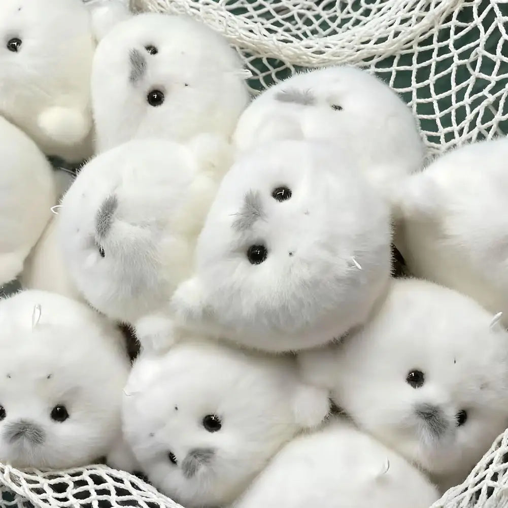 Soft Grey Seal Plush Keychain White Seal Plushies Animal Pendant Fashion Stuffed Doll Keyring Car Key Accessories Car Ornaments