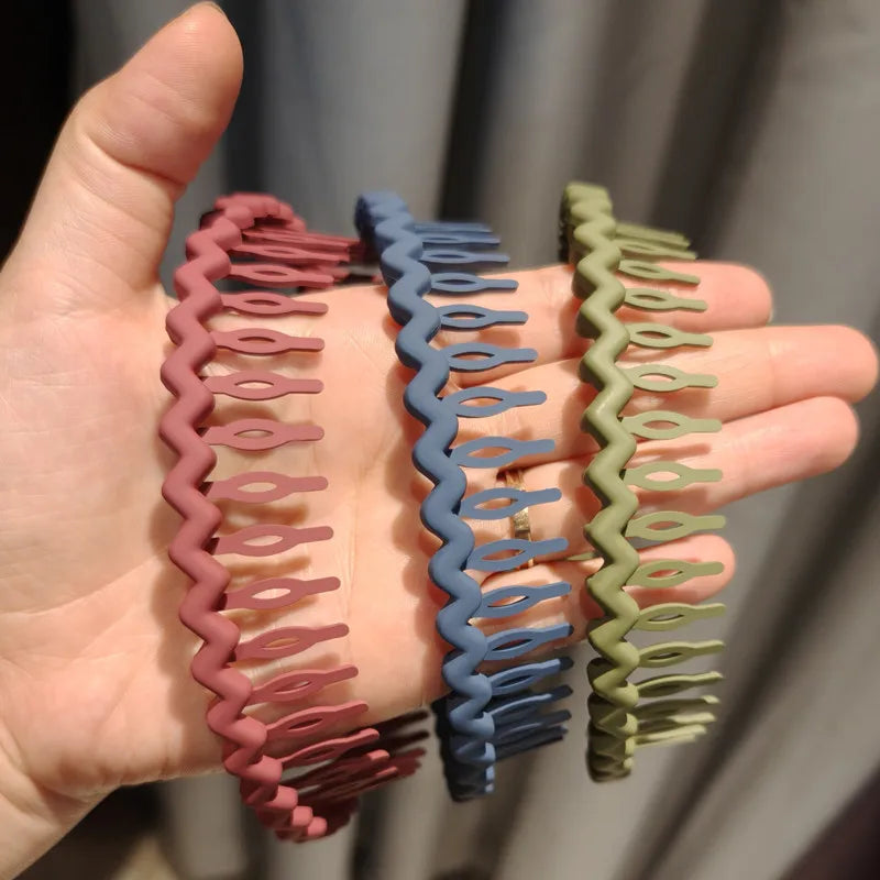 3Pcs Elegant Solid Color Wave Hairbands For Women Trendy Toothed Non-slip Hair Combs Hair Accessories Girl Face Wash Headbands