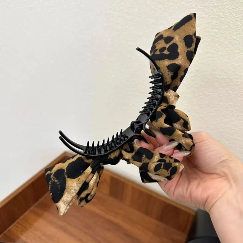 Leopard Print Bow Bun Hair Clip Women's Retro High Ponytail Hairpin, Back of Head Hair Bun Shark Clip