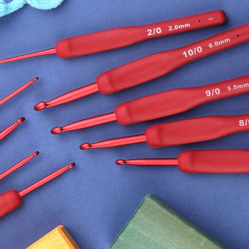 9PCS Red Crochet Hook Ergonomic Handle for Arthritic Hands Extra Long  Knitting Needles for Beginners and Crocheting Yarn