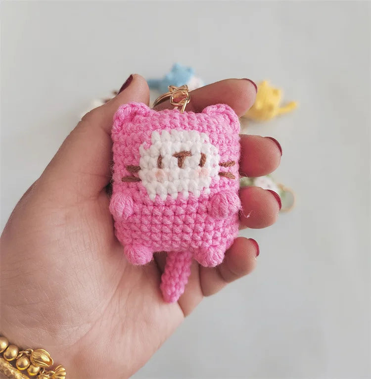 Exquisite Kitten Doll Crochet Keychain For Bag Pendant Knitted Small Cat Doll Keyrings Cute Kitten Keychain Custom Accessories