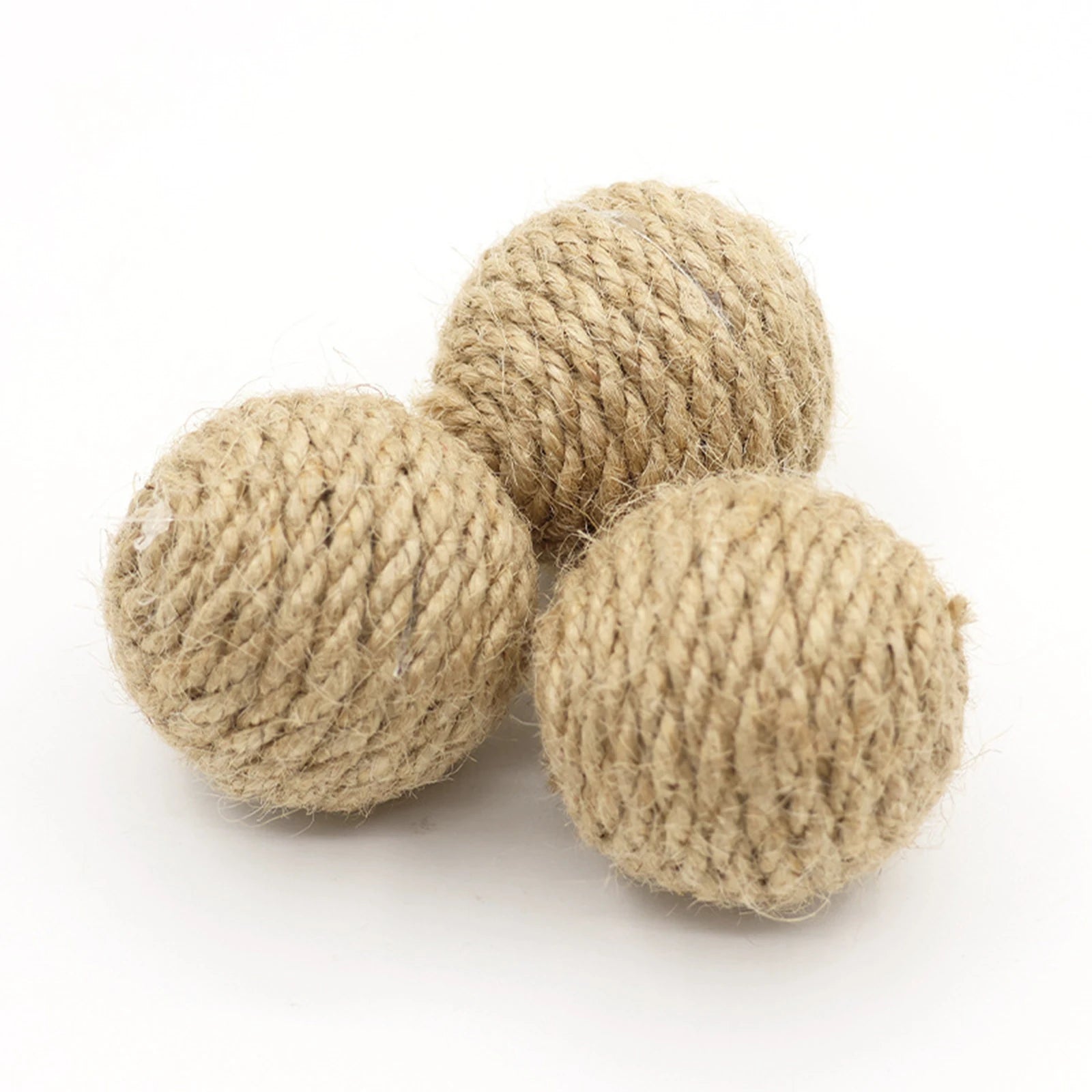 Handwoven Hemp Rope Cat Ball for Interactive Rolling and Scratching