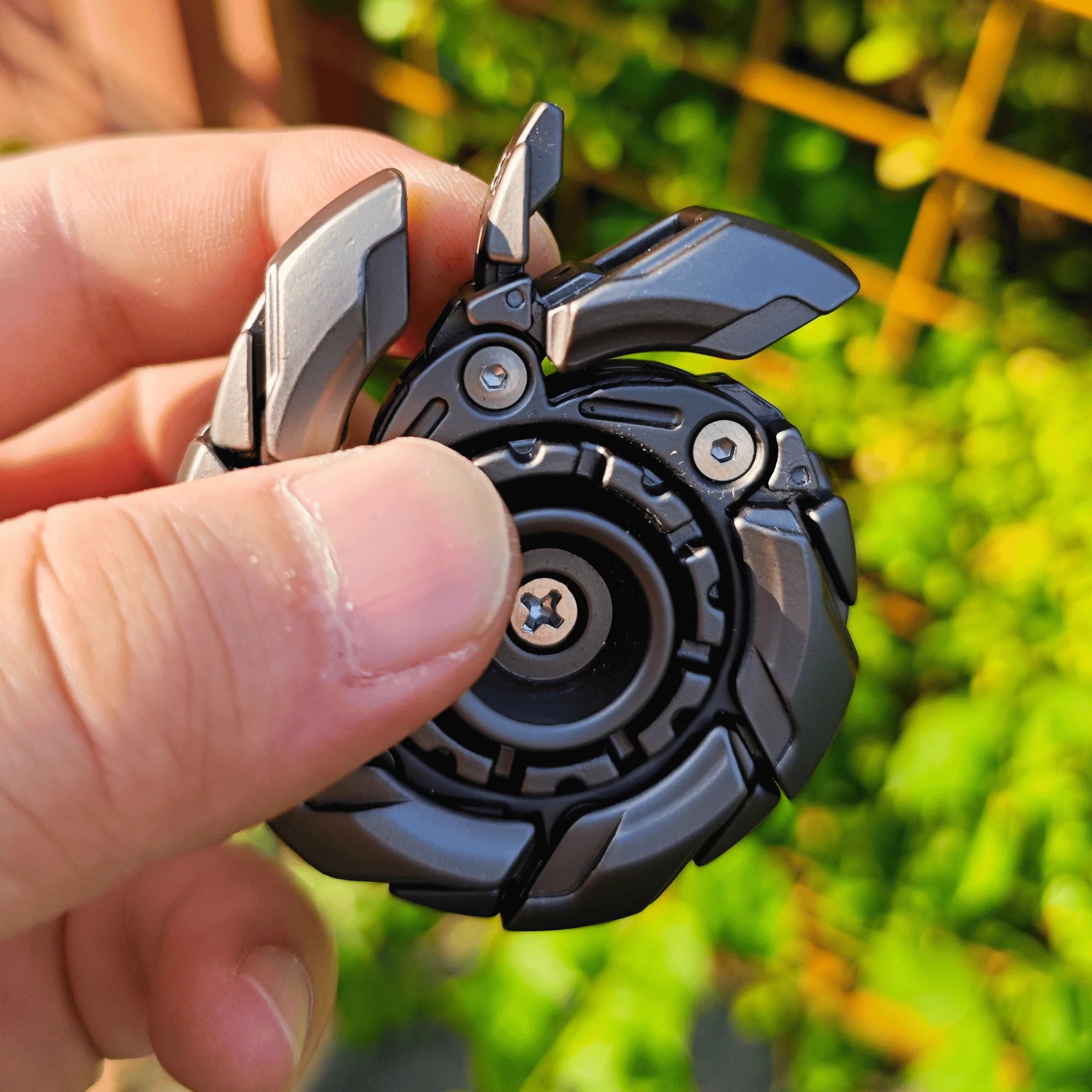 EDC Fidget Sliders Fidget Toys Stress Relief For Adults Magnetic Metal Fidgety Mood Buster Open Armor Spinning TopFidget Toys
