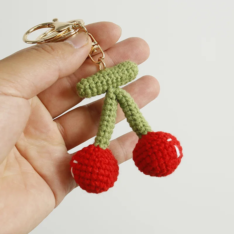 Cute Fruit Series Crochet Keychain Handmaking Knitted Strawberry Keyrings Cute Cherry Keyrings For Bag Pendant Custom Accessory