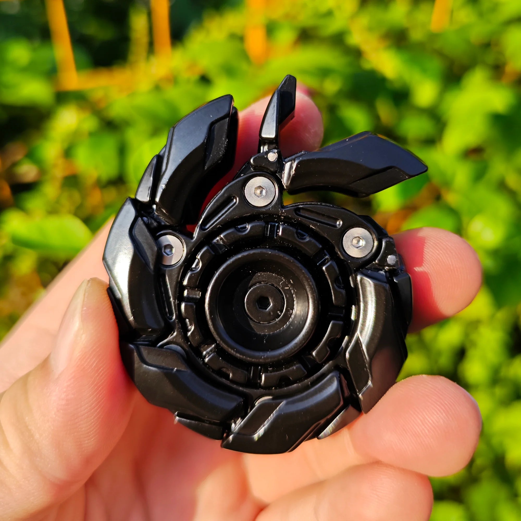 EDC Fidget Sliders Fidget Toys Stress Relief For Adults Magnetic Metal Fidgety Mood Buster Open Armor Spinning TopFidget Toys