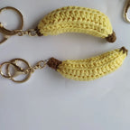Cute Fruit Series Crochet Keychain Handmaking Knitted Strawberry Keyrings Cute Cherry Keyrings For Bag Pendant Custom Accessory