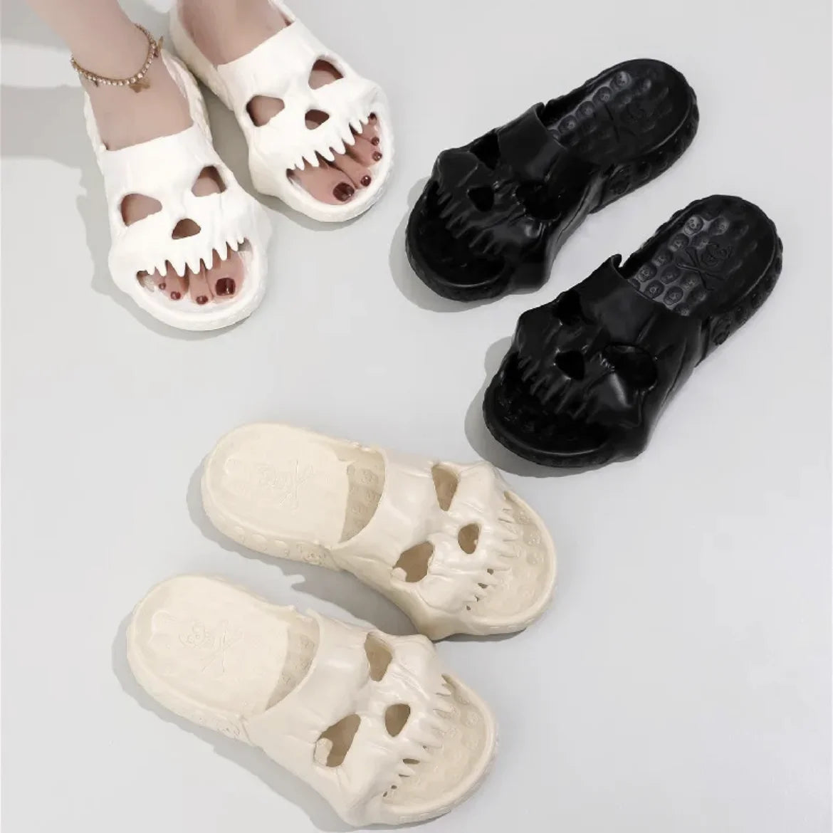 Halloween Personalized Skull Design Women Slippers Summer Outdoor Fun Slide Thick Sole Platform Beach Non-Slip Women Sandal
