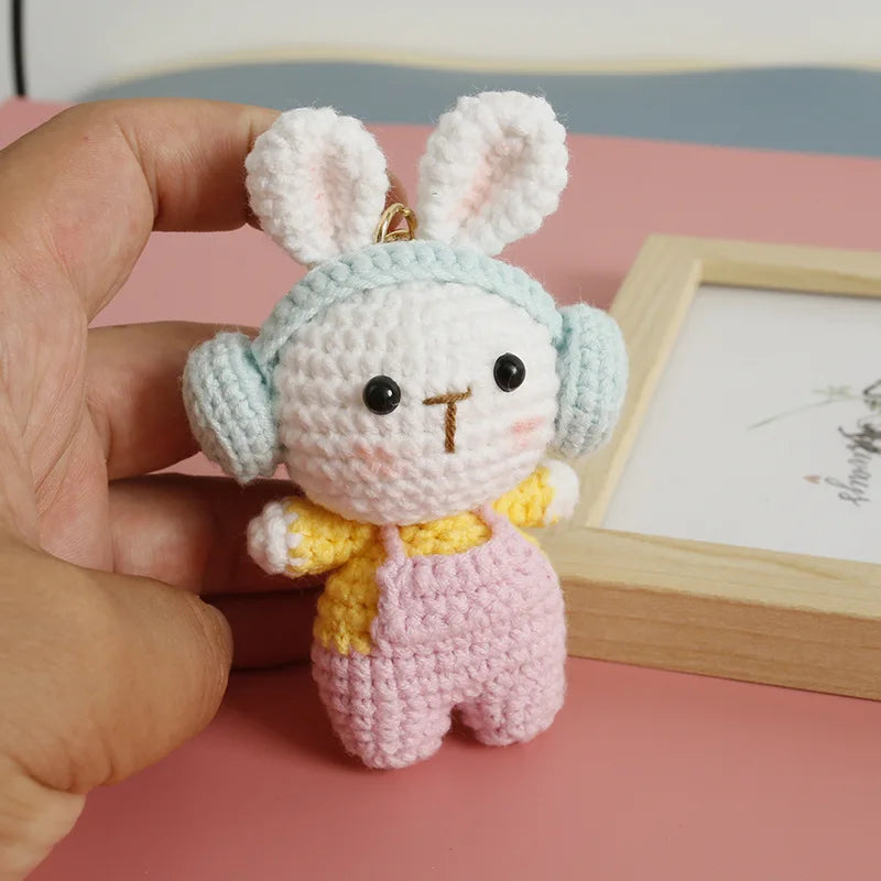 Cute Rabbit Doll Crochet Keyrings Handmaking Knitting Rabbit Keychains Cartoon Carrot Rabbit Keyrings Pendant Custom Accessories