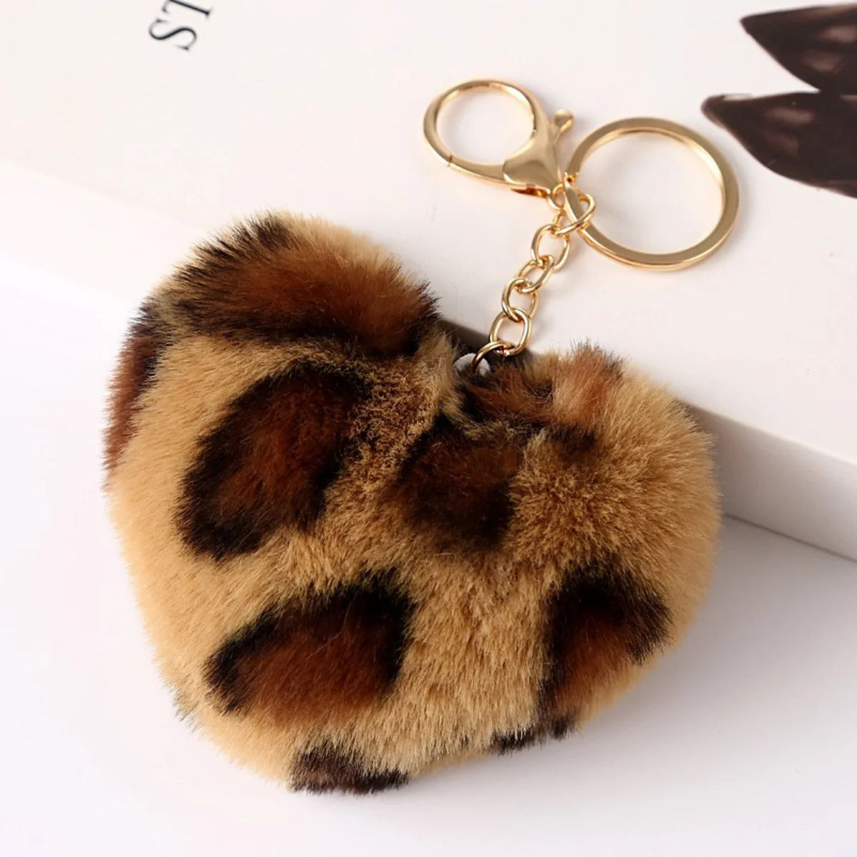 New Heart Plush Hair Ball Keychain Women Leopard Pompom Love Car Key Chain Bags Pendant Hairball Key Rings Jewelry