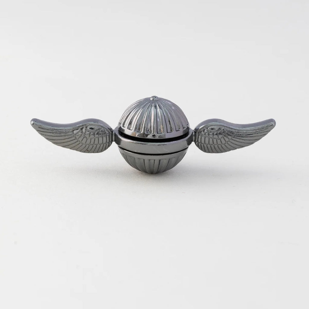 Harries Magic Boy Hot Toys Fidget Spinner Golden Snitch Movie Peripherals Potters 5styles Fingertip Rotate Toys Stress Relief