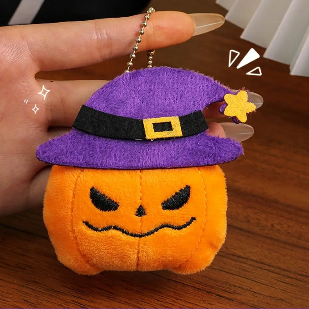 Halloween Plush Keychain for Women Pumpkin Ghost Bat Witch Hat Trick or Treat Cartoon Bag Charm Party Gifts Keychain Accessories