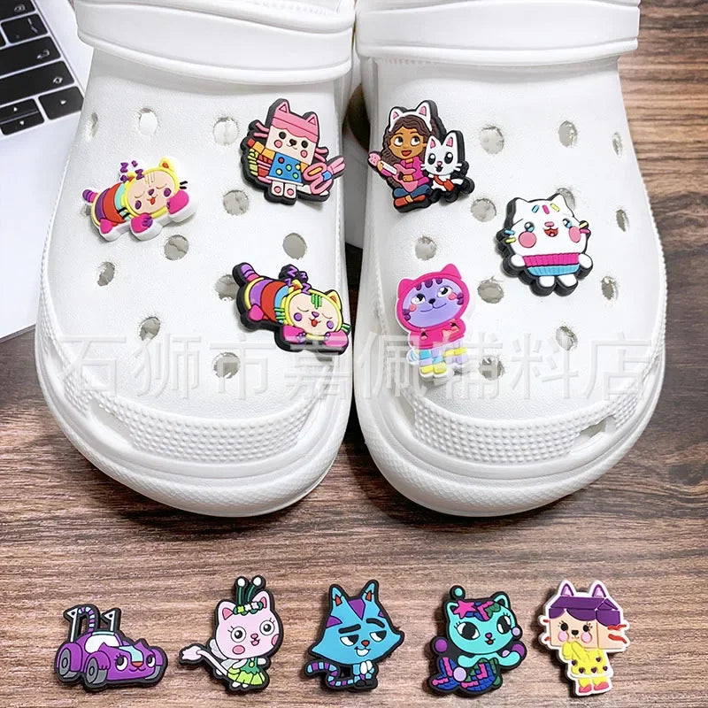 14Pcs/set Gabby's Dollhouse Decoration Anime Shoe Charms Cute Sandals Shoes Accessories PVC Badges for Kids Christmas Gift