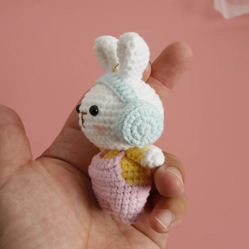 Cute Rabbit Doll Crochet Keyrings Handmaking Knitting Rabbit Keychains Cartoon Carrot Rabbit Keyrings Pendant Custom Accessories