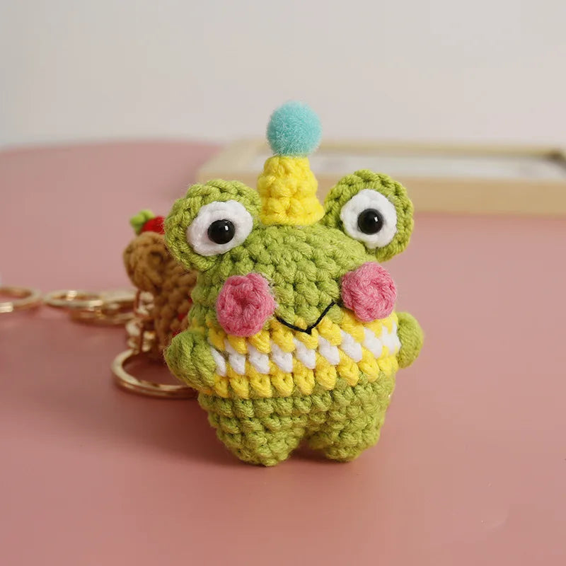 Cute Small Bear Couple Keychains Knitting Cartoon Bear Mini Animal Doll Keyrings Crochet Keychain Wholesale Custom Acceessories