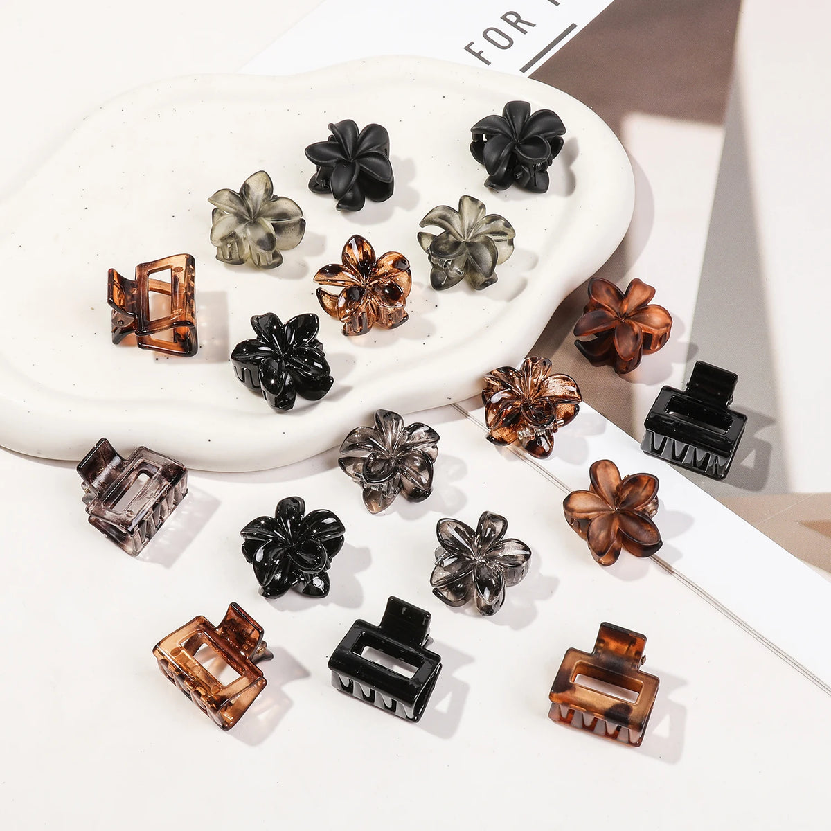 12/24/30Pcs Mini Flower Hair Claw Clips Pack for Women Girl Cute Hair Accessories Creaseless Styling for Bangs Tiny Hair Styling