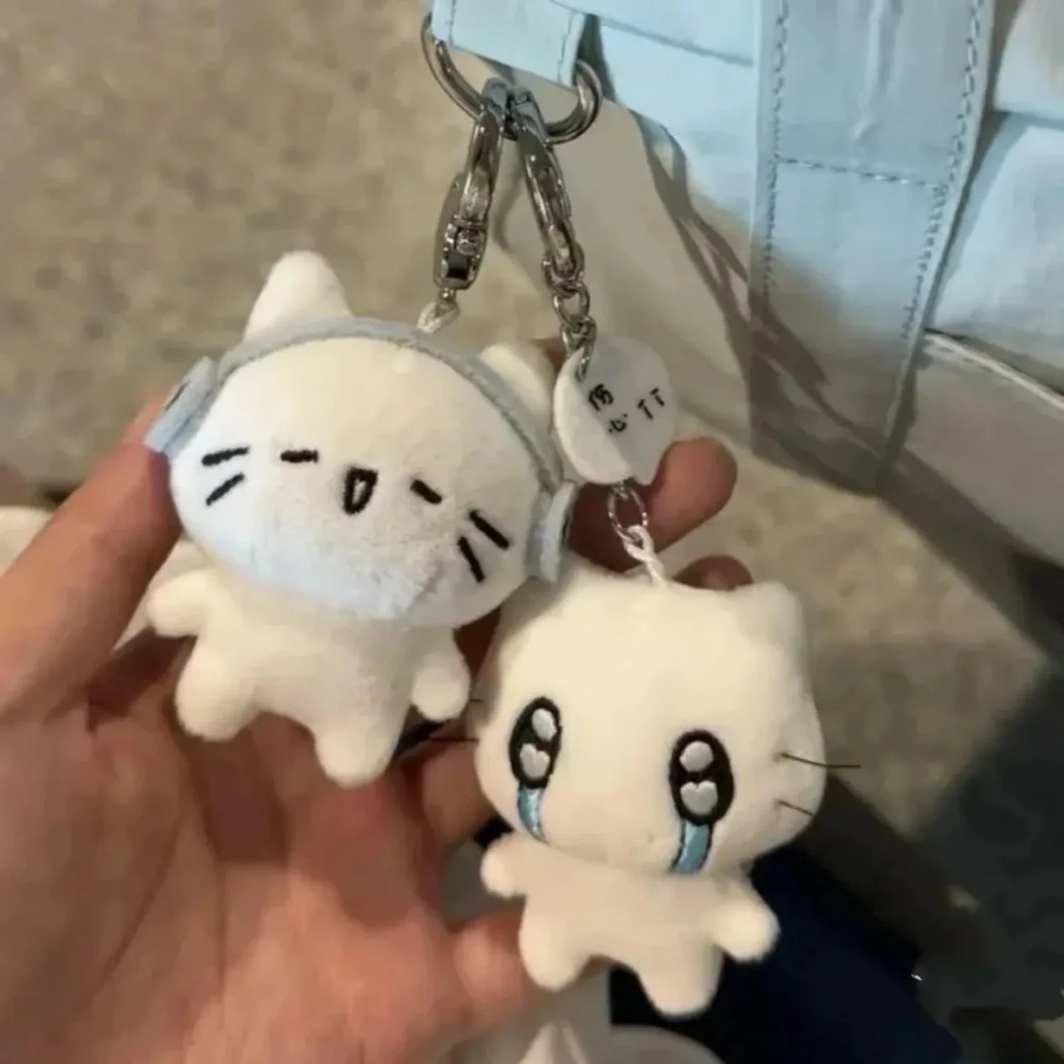 Cute headphone cat doll pendant, cartoon healing keychain, plush toy, doll, schoolbag, bag hanging decoration