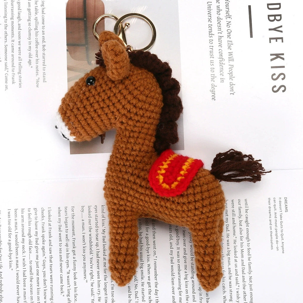 2026 Crochet Horse Pendant Creative Woven Animal Key Chains Knitted Horse Key Rings Gift Bagpack Decor