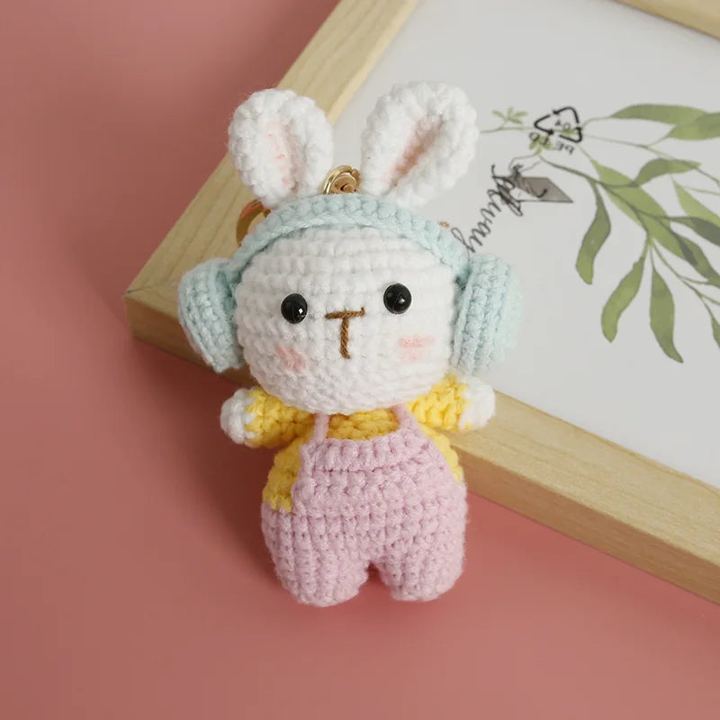 Cute Rabbit Doll Crochet Keyrings Handmaking Knitting Rabbit Keychains Cartoon Carrot Rabbit Keyrings Pendant Custom Accessories